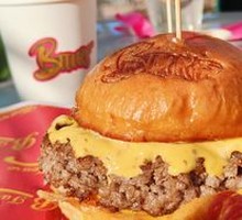 Biteful 8-oz Angus Beef Cheeseburger