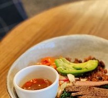 Pan-Seared Beef with Nuts and Rice Bowl