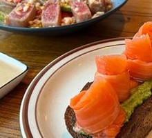 Norwegian Salmon Sandwich