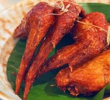 Vietnamese Lemongrass Chicken Wings