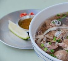 Signature Train Noodle