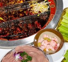 Sliced Pork Kidney with Big Knife