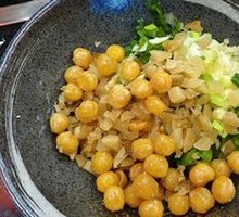 Self-Service Condiment Dish