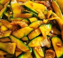 Stir-fried Pork with Small Pumpkin