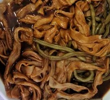 Sticky Dumplings in One Pot