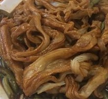 Stewed Meat with String Beans and Dumplings