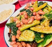 Hemp Oil Cucumber Salad