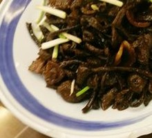 Braised Pork with Tea Tree Mushrooms