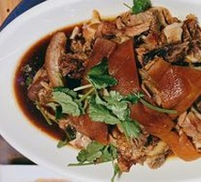 Braised Pork Elbow in Old Soup