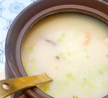 Fresh Shrimp and Scallops Rice Porridge