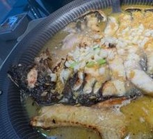 Delicious Garlic Roasted Fish Meal