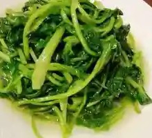 Stir-fried Chicken Grass