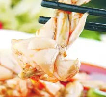 Wang Po's Frog Legs in Small Pot