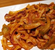 Tomato Beef Stir-Fried Noodles