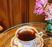 Hand-Poured Flower Boss