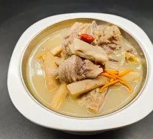 Stewed Chicken with Pig's Tripe