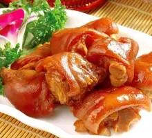 Braised Pork Trotter in Old Soup