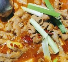 Fatty Intestine and Chicken Feet Hot Pot