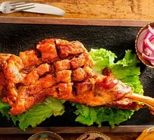 Grilled Lamb Leg in Tandoor