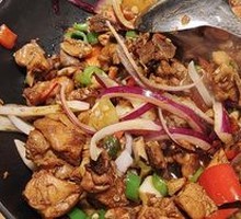 Tea Oil Stir-Fried Free-Range Chicken