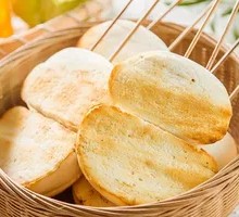 Honey-glazed Steamed Bun