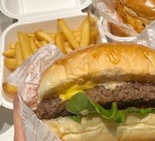 Signature Wagyu Burger