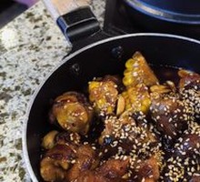 Sweet and Spicy Pig Trotters