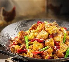 菜籽油爆炒鲜土鸡