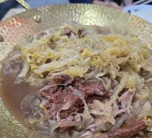Sour Cabbage Bone Pot