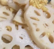 Stir-Fried Lotus Root Slices
