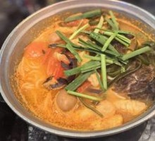 Tomato Braised Pork Noodles