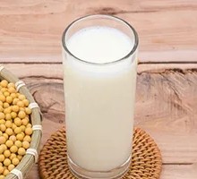 Red Date and Longan Soy Milk