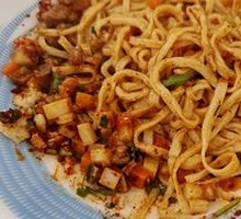 Sliced Pork with Chili Oil Noodles