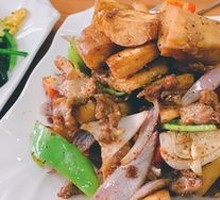 Stir-fried Meat with Naan