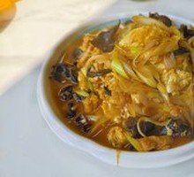 Sour Stir-Fried Egg with Wood Ear Mushrooms