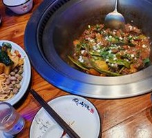 Stewed Pork Ribs in Iron Pot