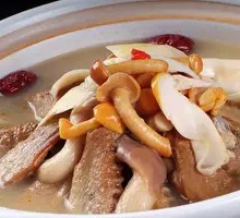 Health-Promoting Mushroom Hot Pot