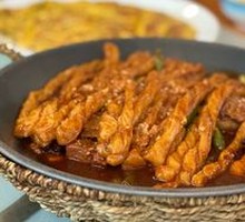 Pork Ribs with Green Beans and Cornbread Dumplings
