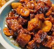 Braised Pork with Chestnuts