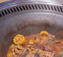 Stewed Pork Ribs in Iron Pot