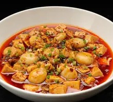 麻辣豆腐烧墨鱼仔