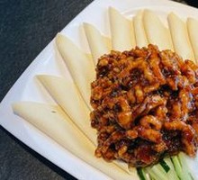 Beijing-style Shredded Pork in Soy Sauce