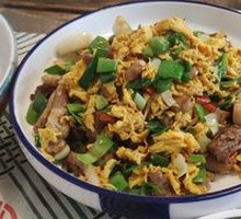 Shredded Pork with Fried Egg