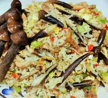 Wild Mushroom Chicken Stir-Fried Rice