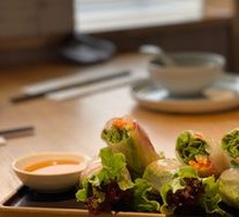 Fresh Shrimp Spring Rolls