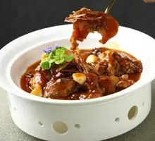 Braised Beef Shank in Red Sauce
