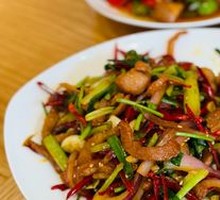 Spicy Stir-Fried Pork Neck Meat