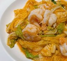 Braised Large Shrimp with Chinese Cabbage
