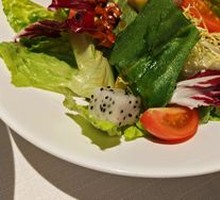 Olive Oil Amber Almonds with Fresh Vegetables