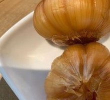 Sweet Pickled Garlic